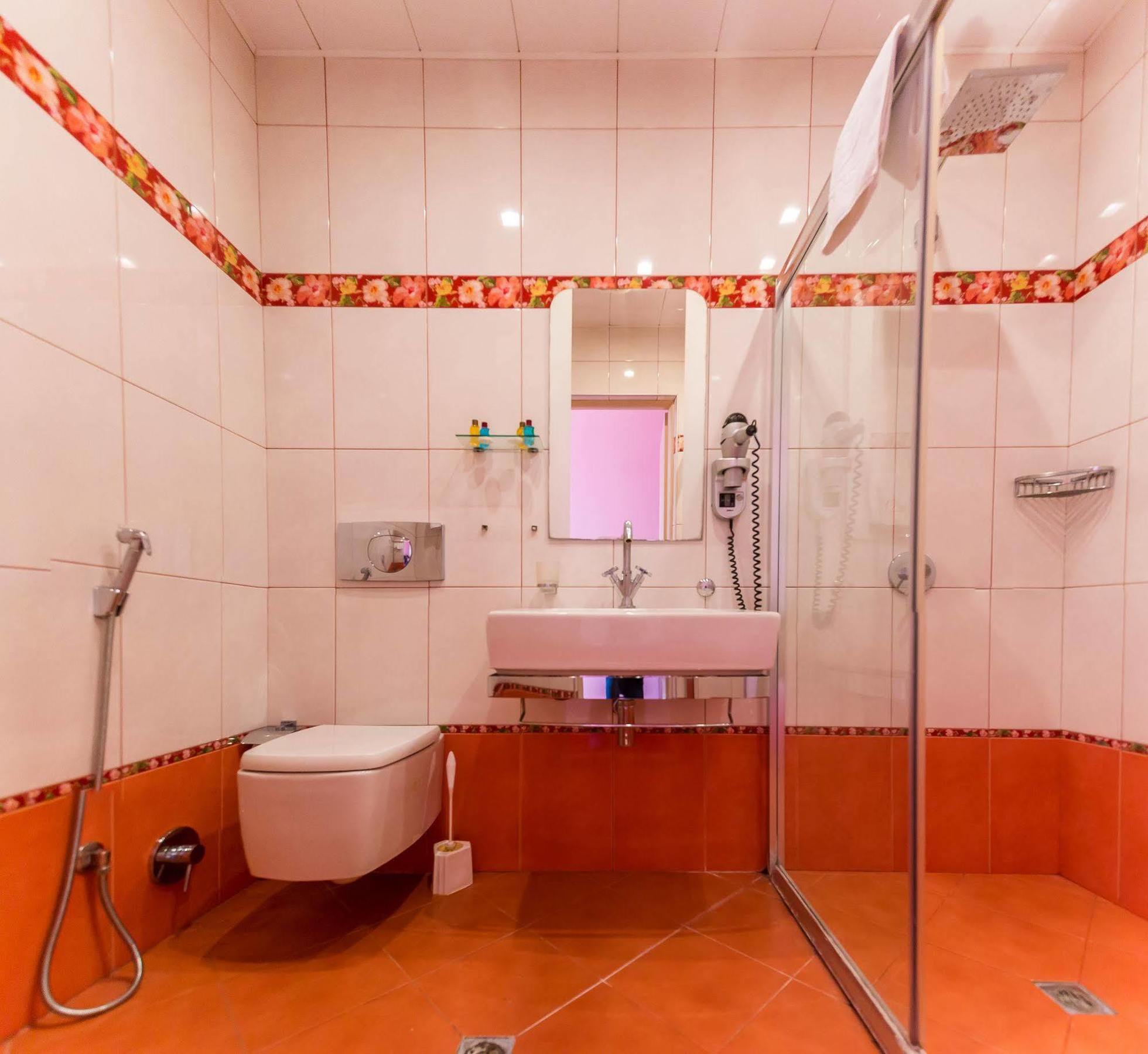 Bulvar Inn Baku Ngoại thất bức ảnh