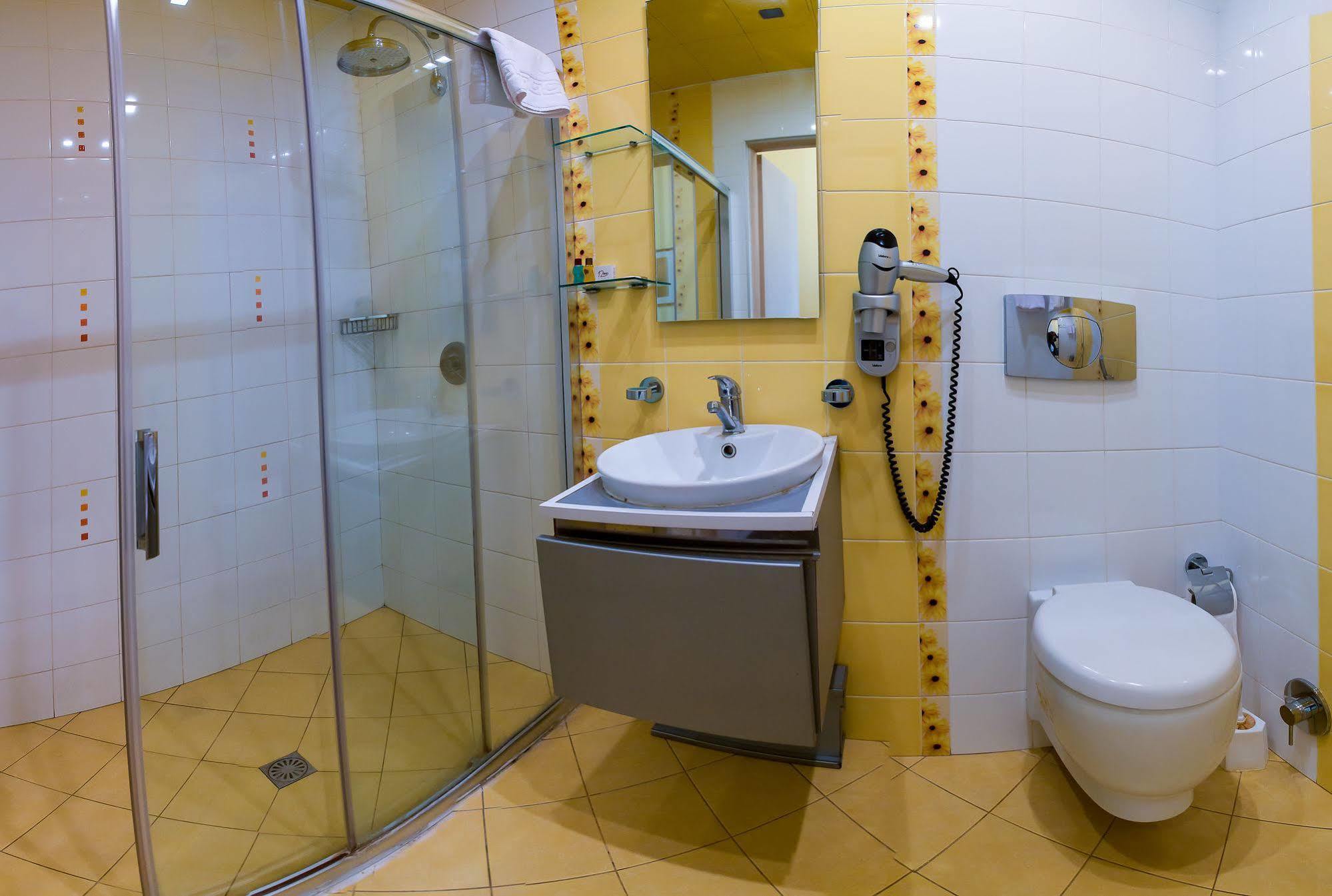 Bulvar Inn Baku Ngoại thất bức ảnh